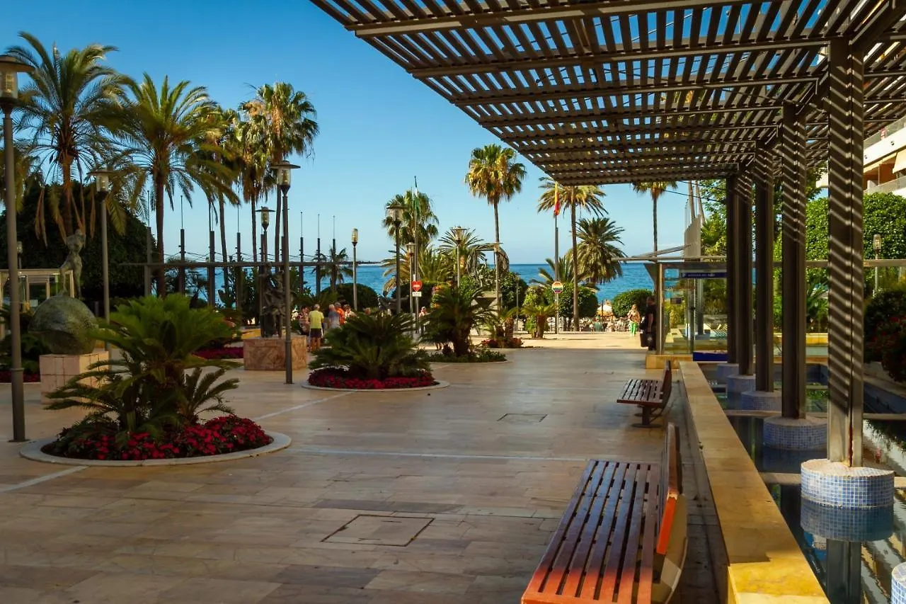 Marbella Banus Suites - Ceibo Centro Plaza Banus Suite Apartment Spanien